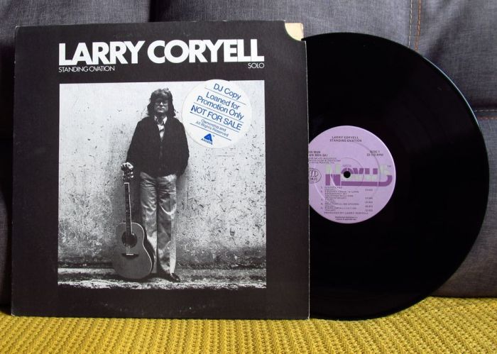 Платівка Ларрі Коріел | Larry Coryell – Standing Ovation - Solo