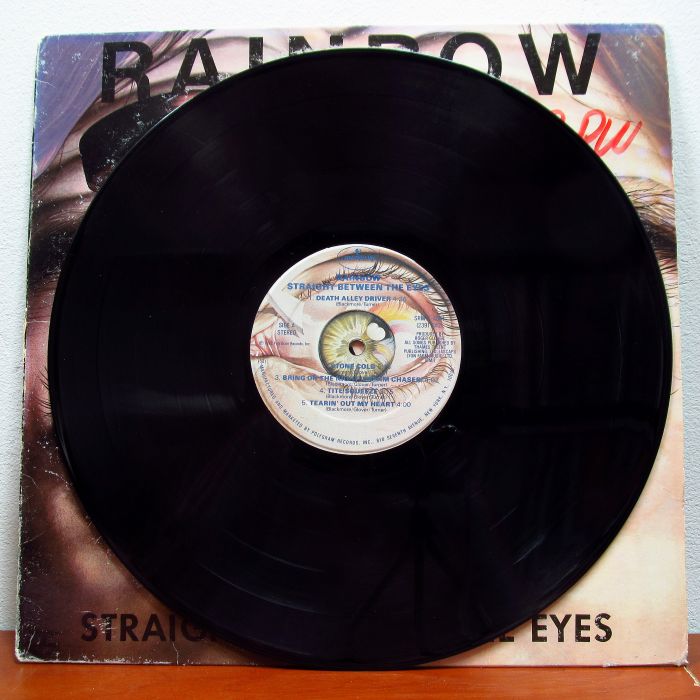 платівка Рейнбоу | Rainbow – Straight Between The Eyes