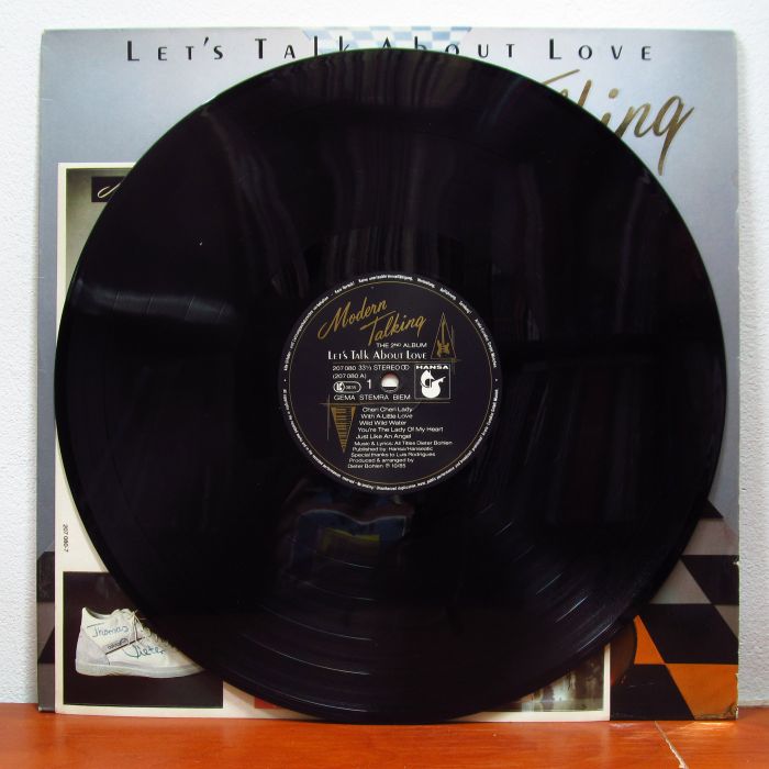 Платівка Модерн Токінг | Let's Talk About Love - The 2nd Album (+ sticker)