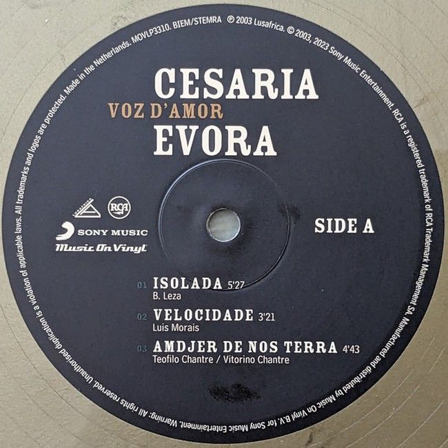 Cesaria Evora – Voz d'Amor (2LP, Album, Limited Edition, Numbered, Reissue, Remastered, Stereo, Gold And Black Marbled Vinyl)