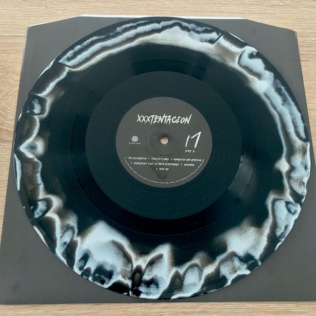 XXXTentacion – 17 (LP, Album, Stereo, Black & White Smash)