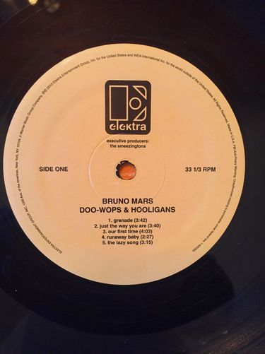 Платівка Bruno Mars - Doo-Wops & Hooligans|Бруно Марс-Ду-Вопс і Хулігани