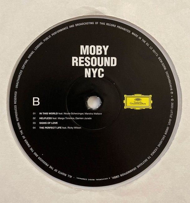 Moby – Resound NYC (2LP, Album, Limited Edition, Stereo, Clear [Crystal Clear])